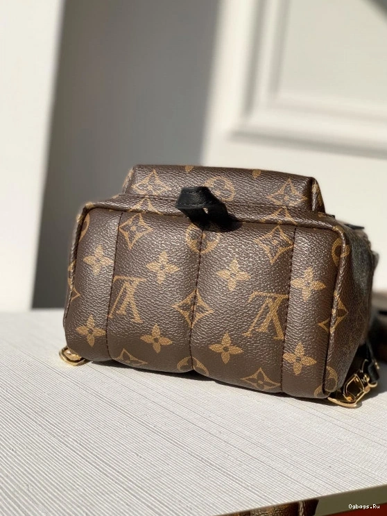 VUITTON SPRINGS NEW LOUIS MINI EDITON PALM 0314